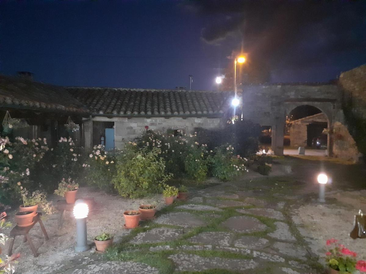 Hotel La Casona De Barrio, Alto Campoo Barrio  Exteriör bild