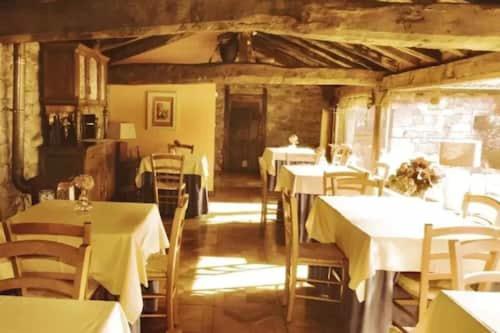 Hotel La Casona De Barrio, Alto Campoo Barrio  Exteriör bild