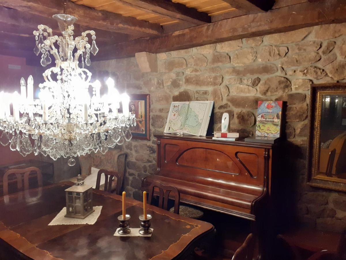Hotel La Casona De Barrio, Alto Campoo Barrio  Exteriör bild